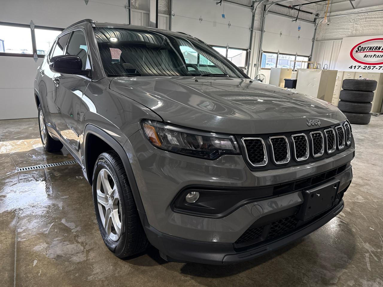 Jeep Compass Latitude 4D SUV 4WD 2024