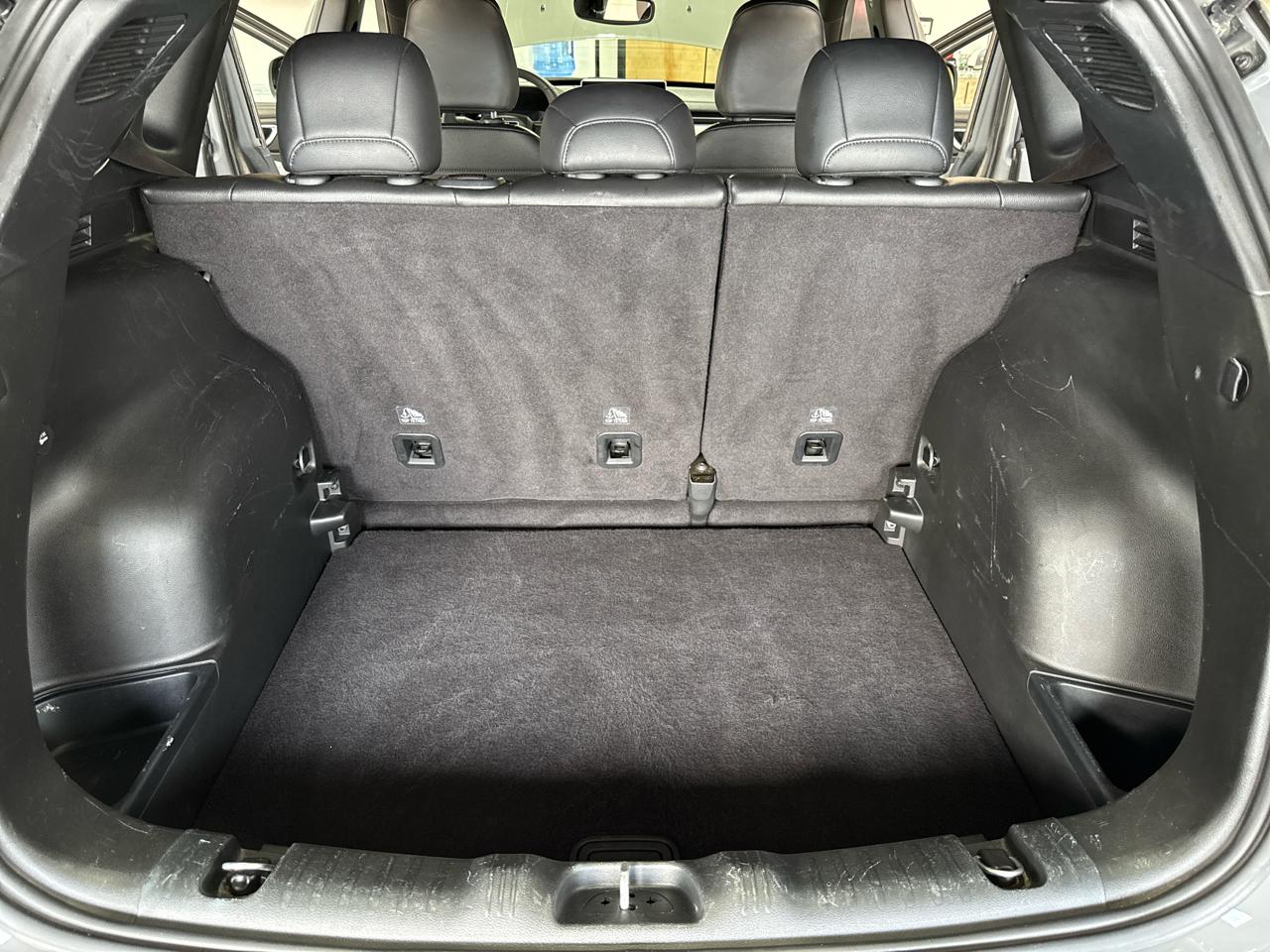 Jeep Compass Latitude 4D SUV 4WD 2024