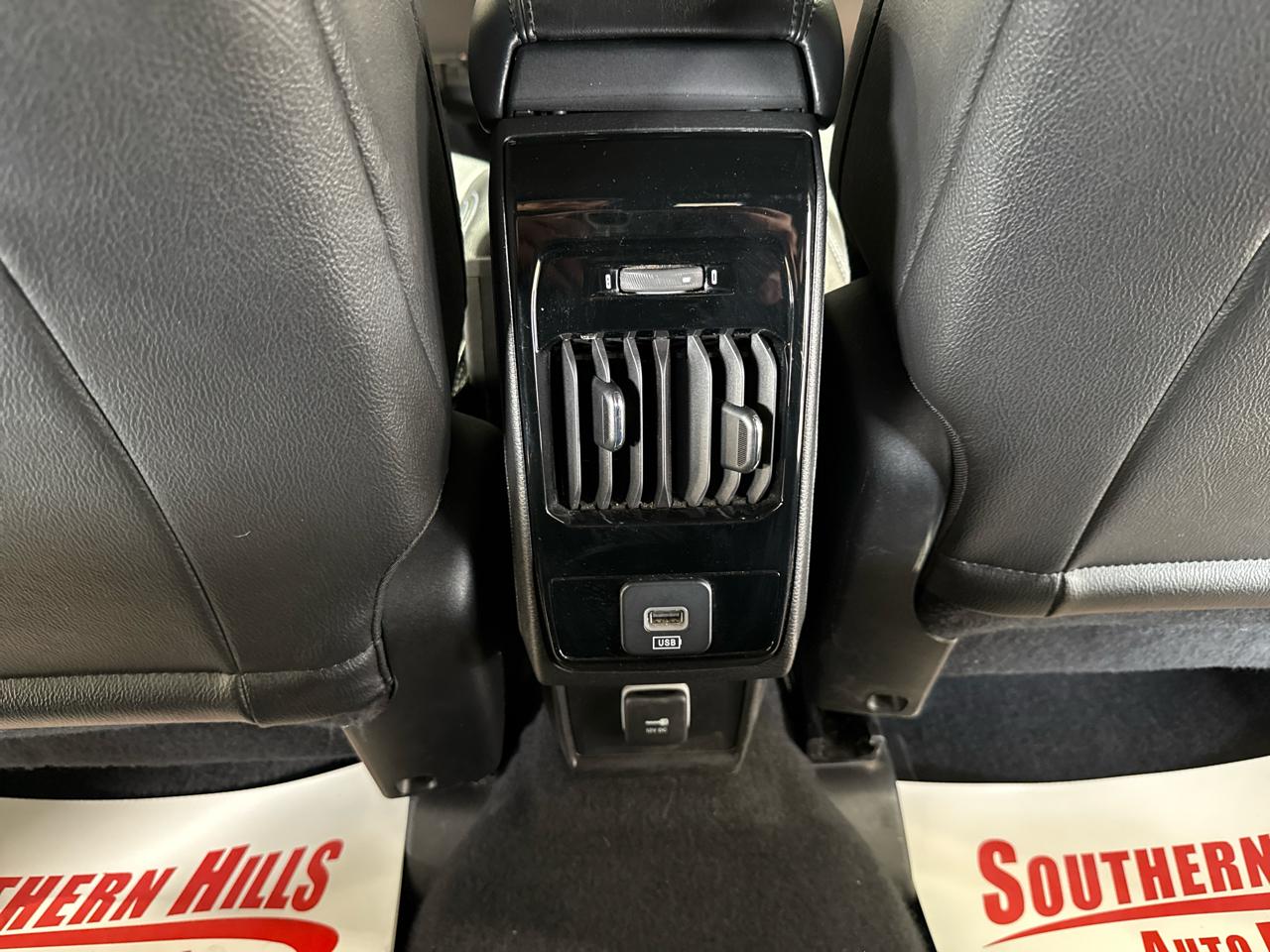 Jeep Compass Latitude 4D SUV 4WD 2024