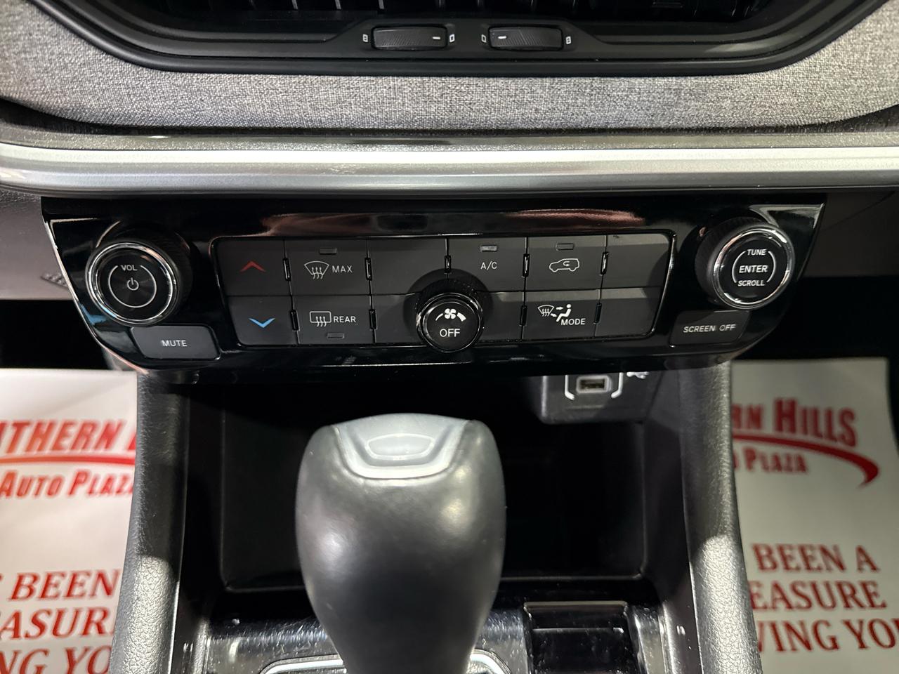 Jeep Compass Latitude 4D SUV 4WD 2024