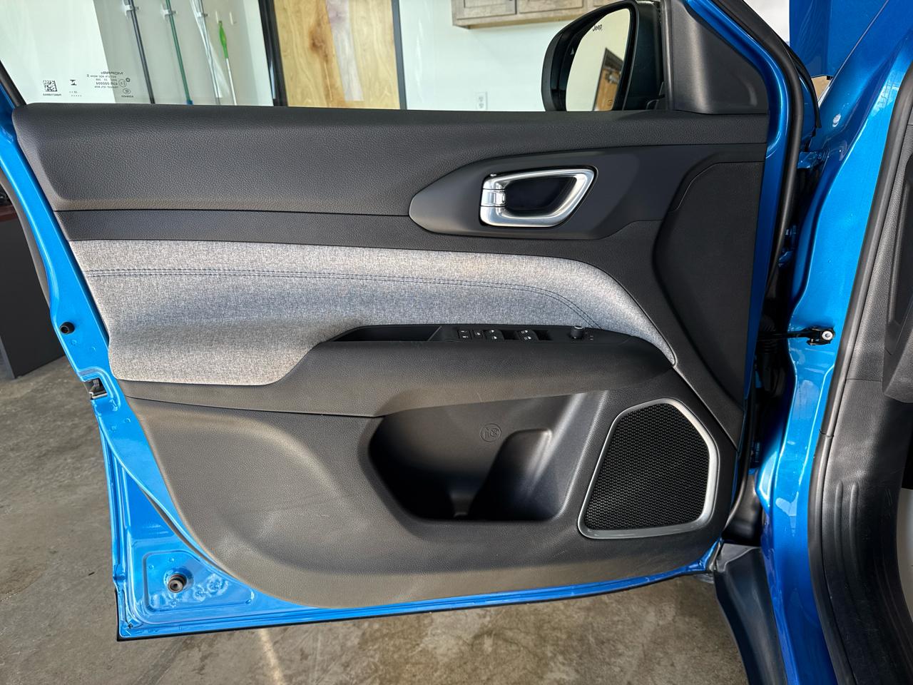 Jeep Compass Latitude 4D SUV 4WD 2024