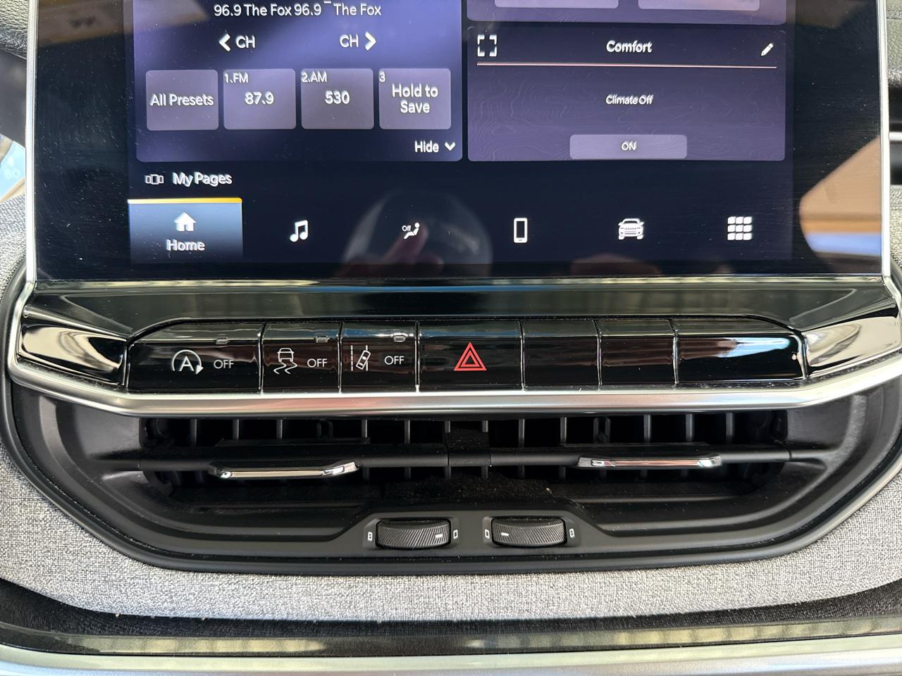 Jeep Compass Latitude 4D SUV 4WD 2024