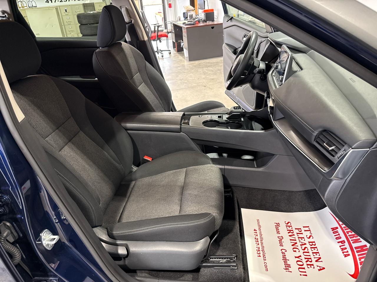 Nissan Rogue SV 4D SUV FWD 2024