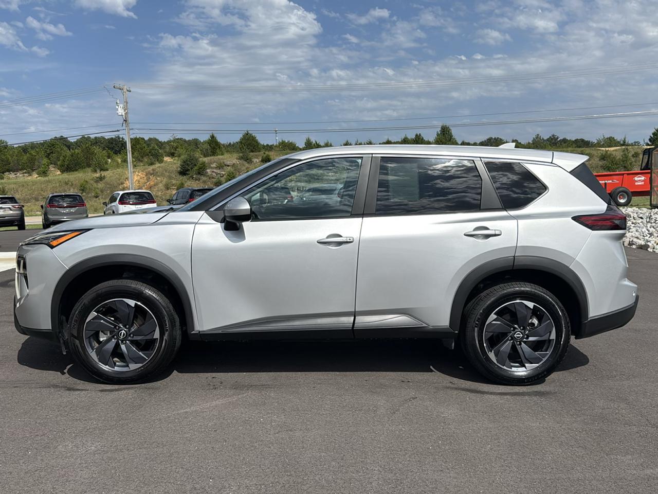 Nissan Rogue SV 4D SUV FWD 2025