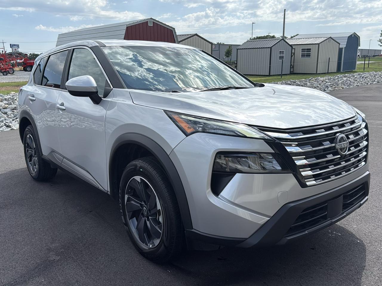 Nissan Rogue SV 4D SUV FWD 2025