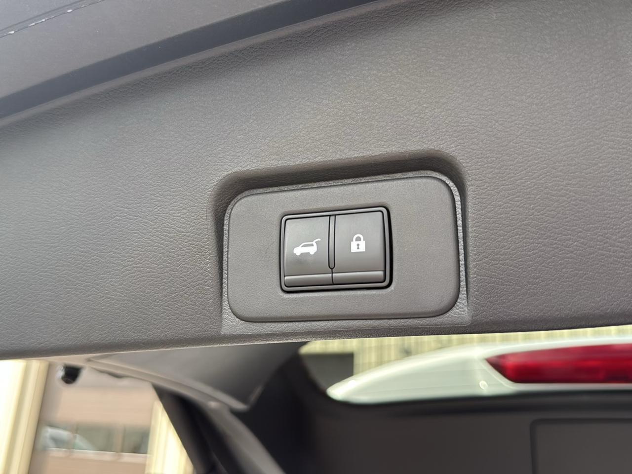 Nissan Rogue SV 4D SUV FWD 2025