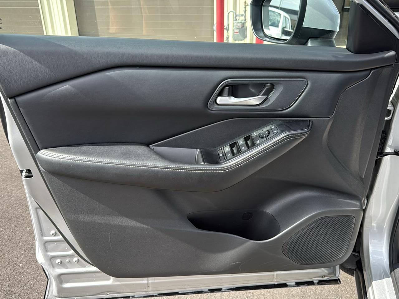 Nissan Rogue SV 4D SUV FWD 2025