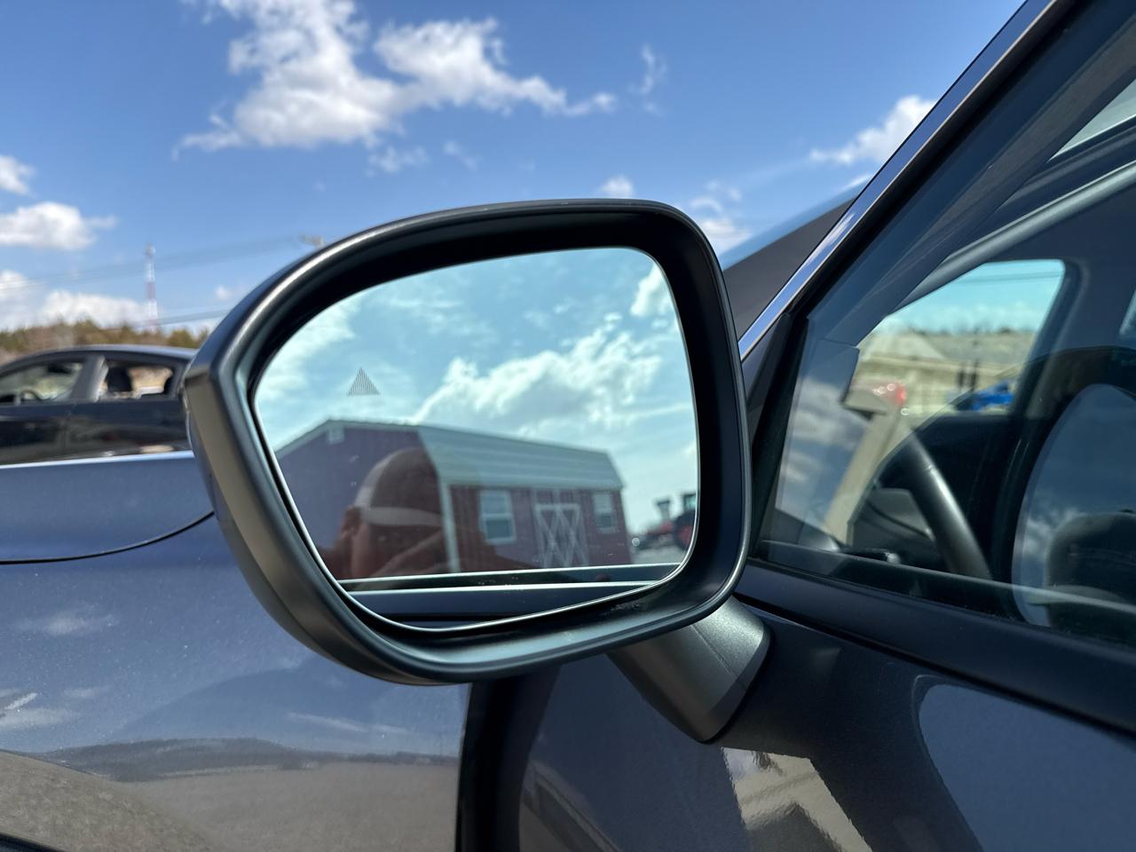 Nissan Rogue SV 4D SUV AWD 2025