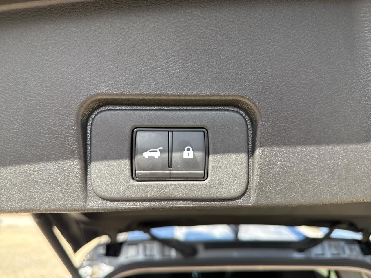 Nissan Rogue SV 4D SUV AWD 2025