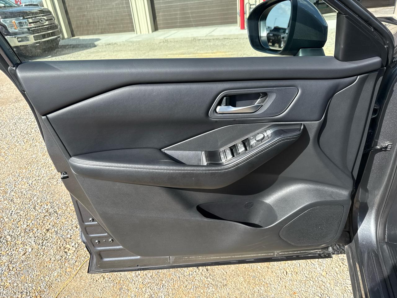 Nissan Rogue SV 4D SUV AWD 2025