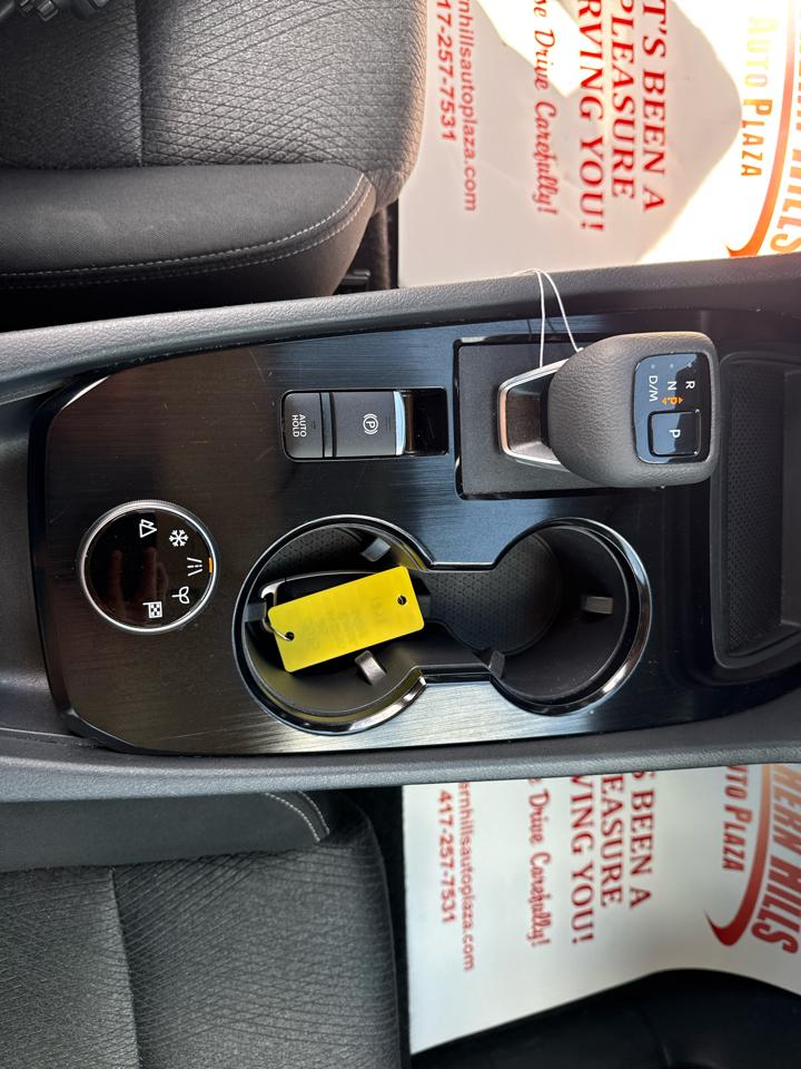 Nissan Rogue SV 4D SUV AWD 2025