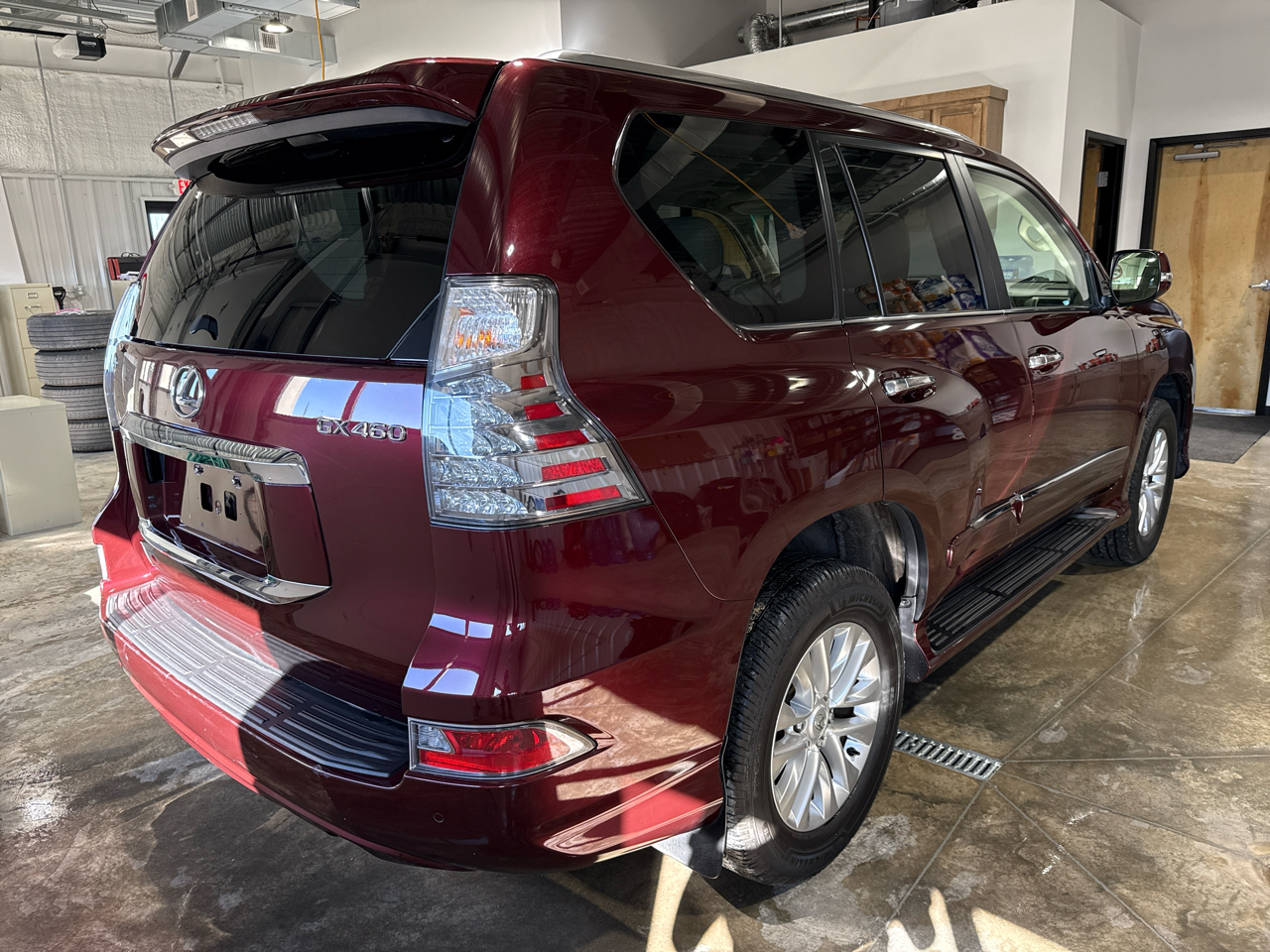 Lexus GX 460 Base 4D SUV 4WD 2015