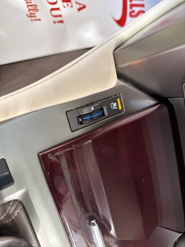 Lexus GX 460 Base 4D SUV 4WD 2015