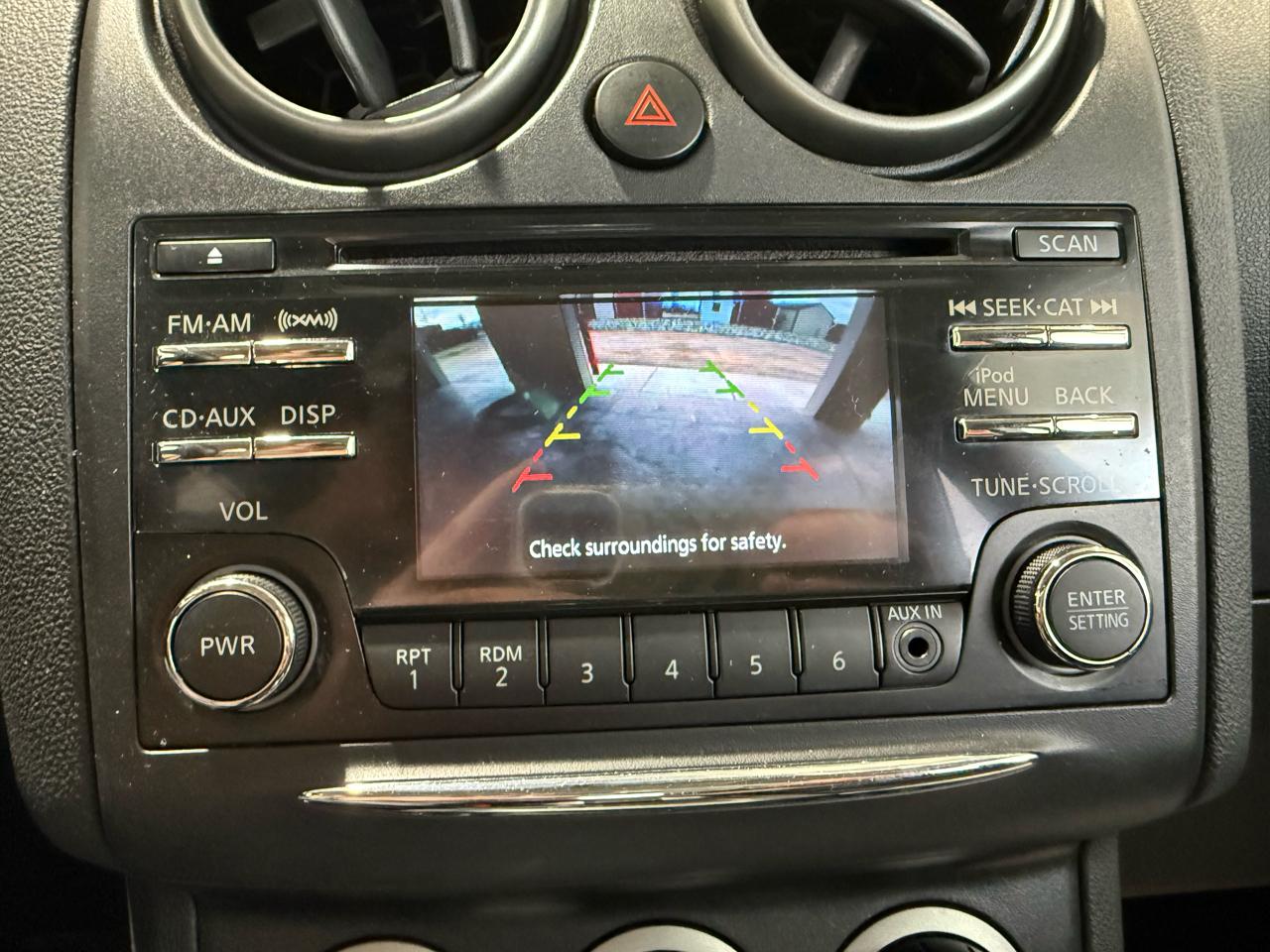 Nissan Rogue SV 4D SUV AWD 2013