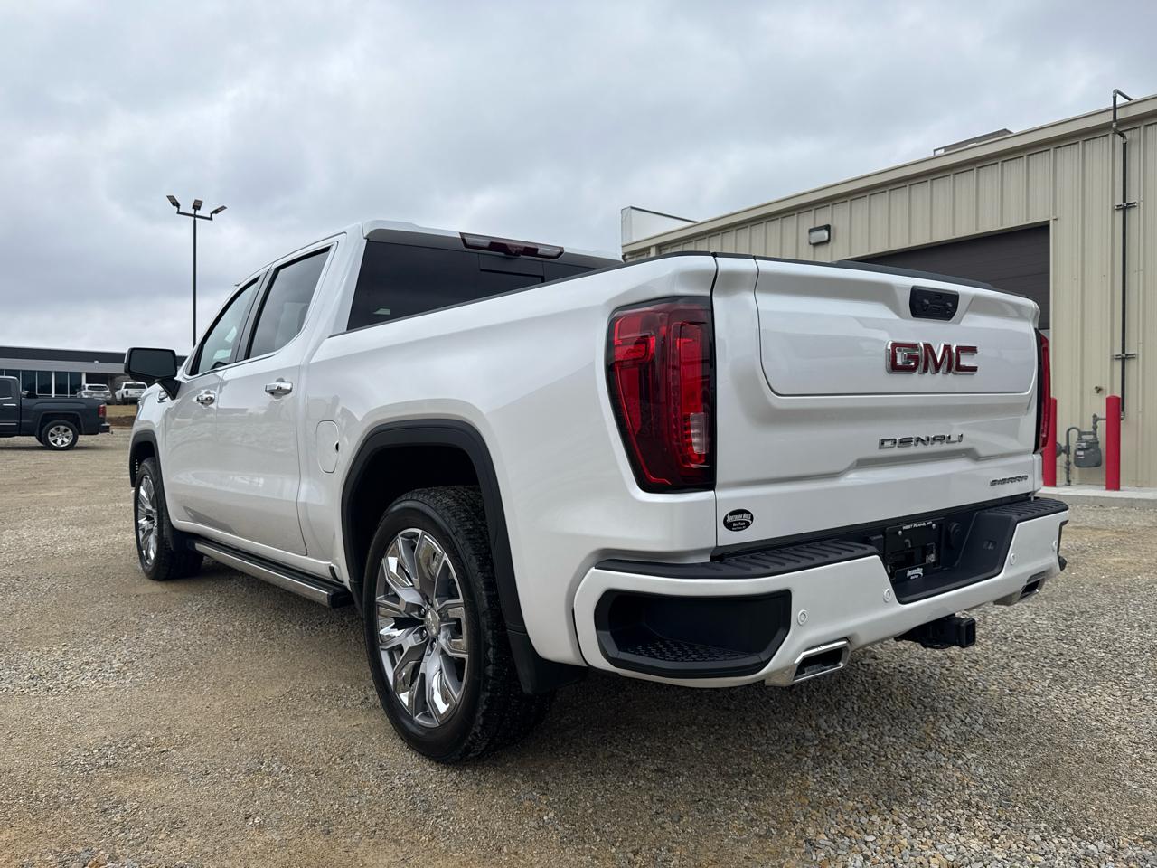 GMC Sierra 1500 Denali Crew Cab 4WD SWB 2024