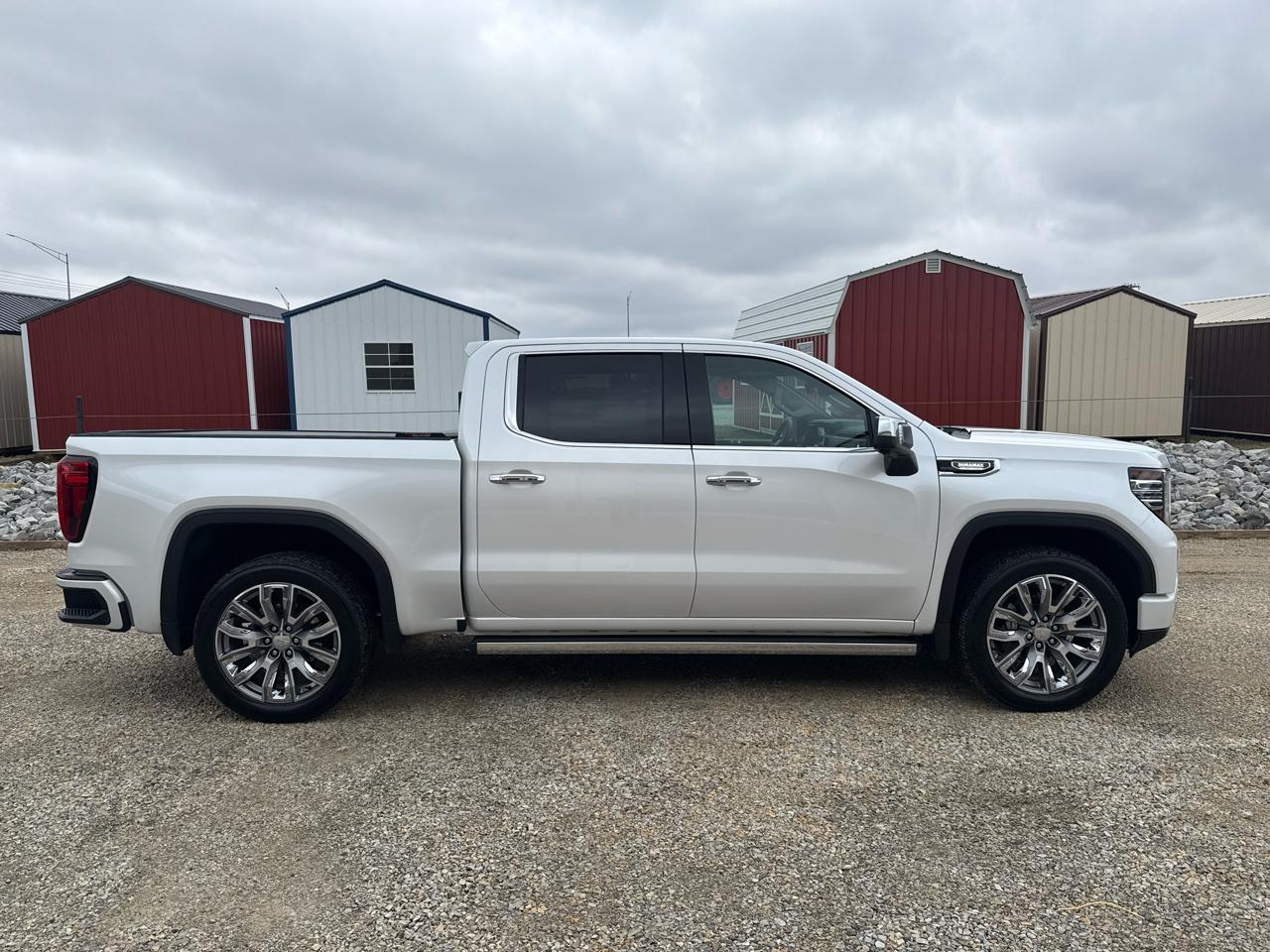 GMC Sierra 1500 Denali Crew Cab 4WD SWB 2024
