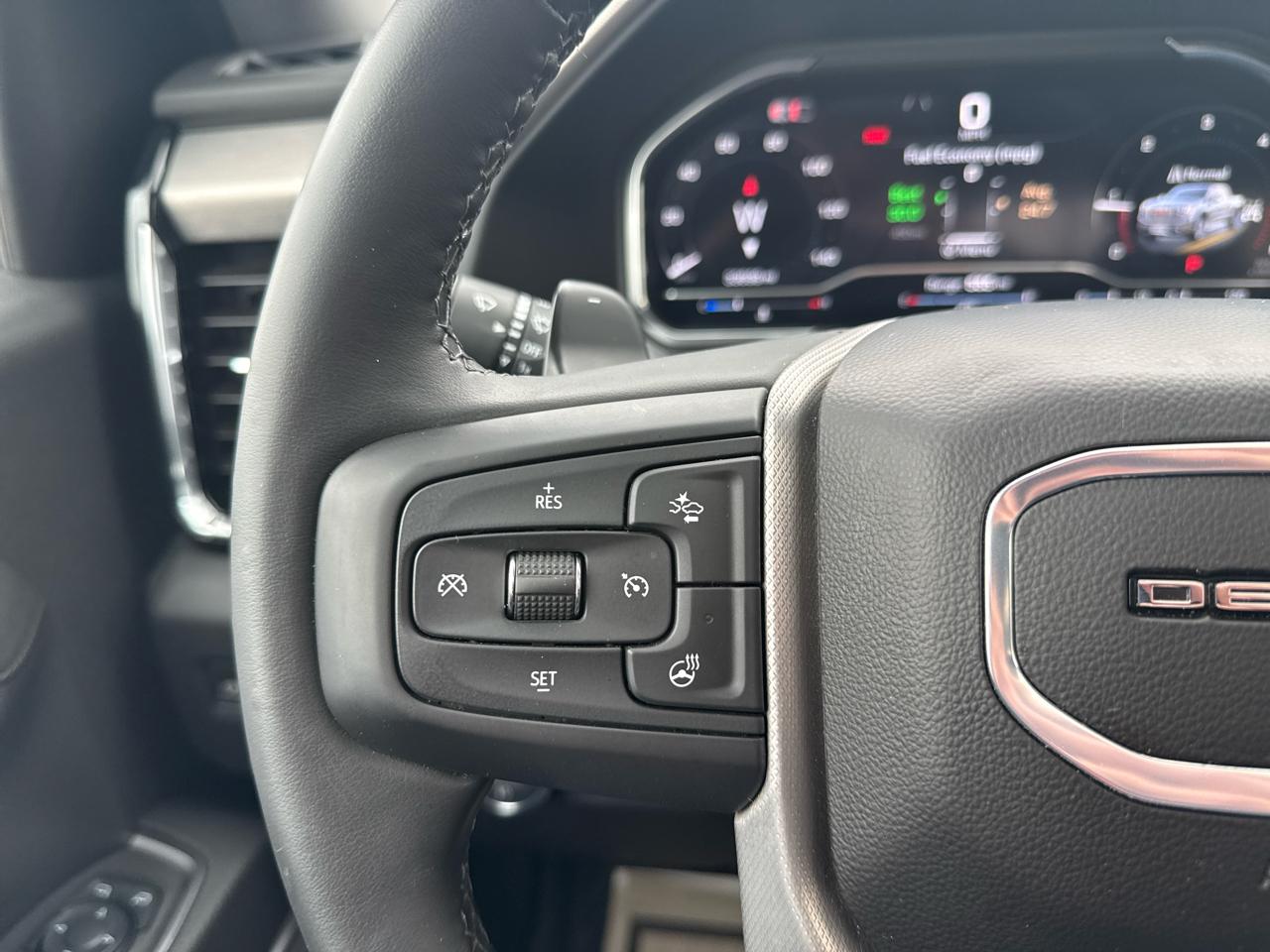 GMC Sierra 1500 Denali Crew Cab 4WD SWB 2024