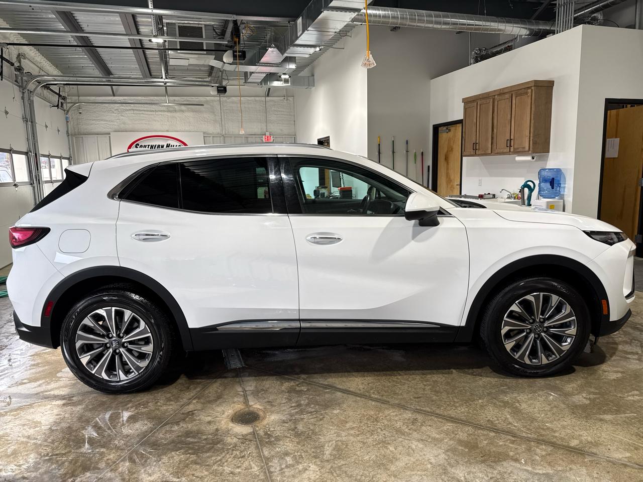 Buick Envision Preferred 4D SUV AWD 2024