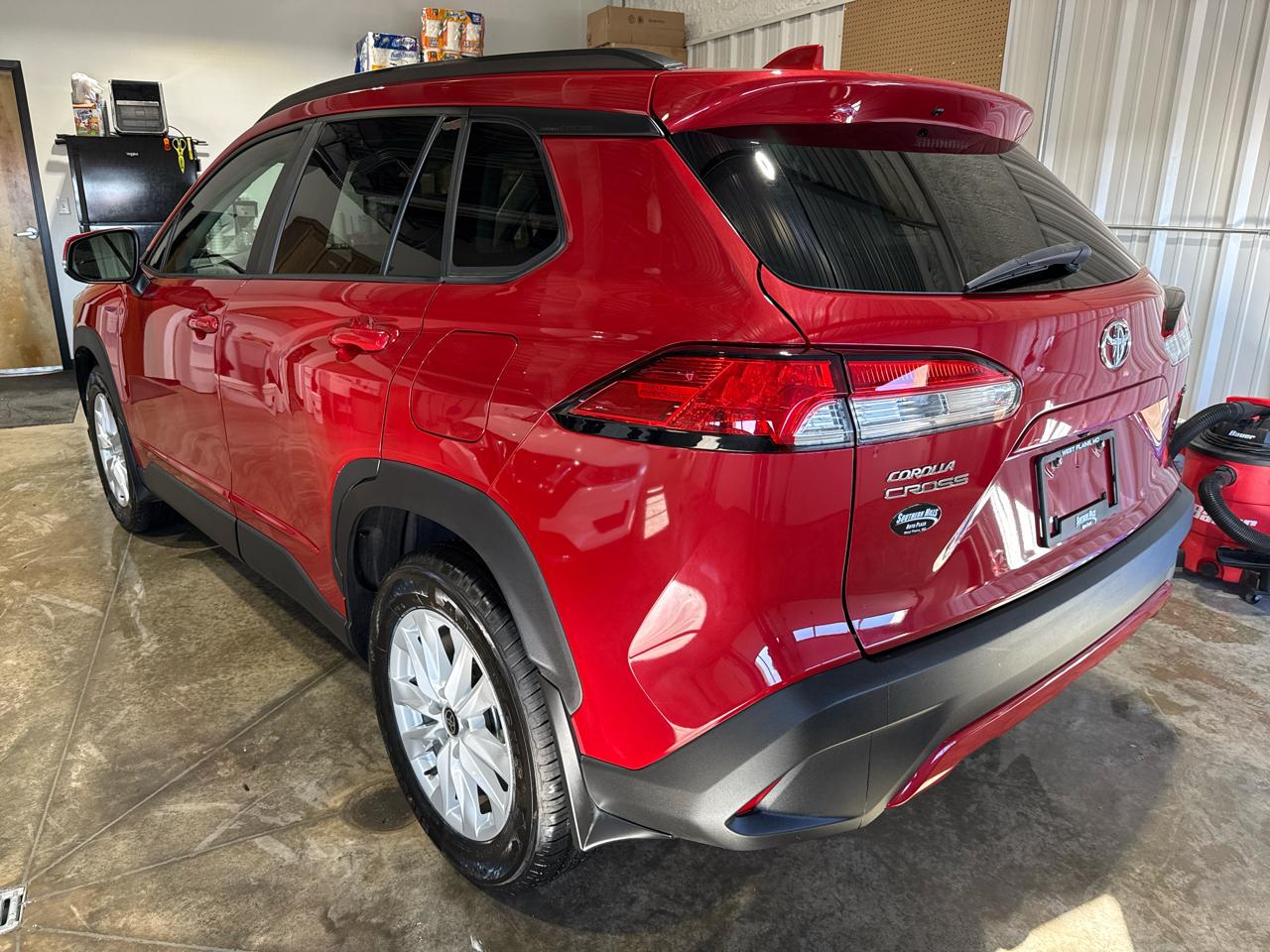 Toyota Corolla Cross LE 4D SUV FWD 2022