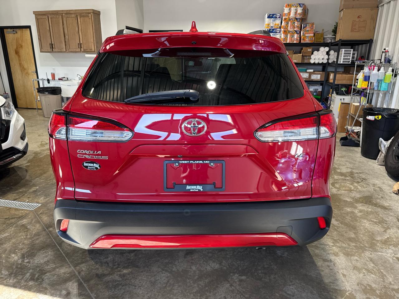 Toyota Corolla Cross LE 4D SUV FWD 2022