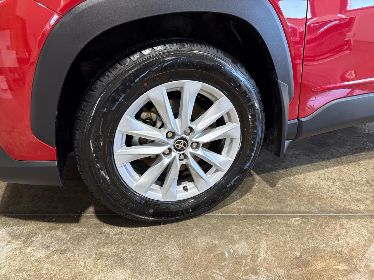 Toyota Corolla Cross LE 4D SUV FWD 2022