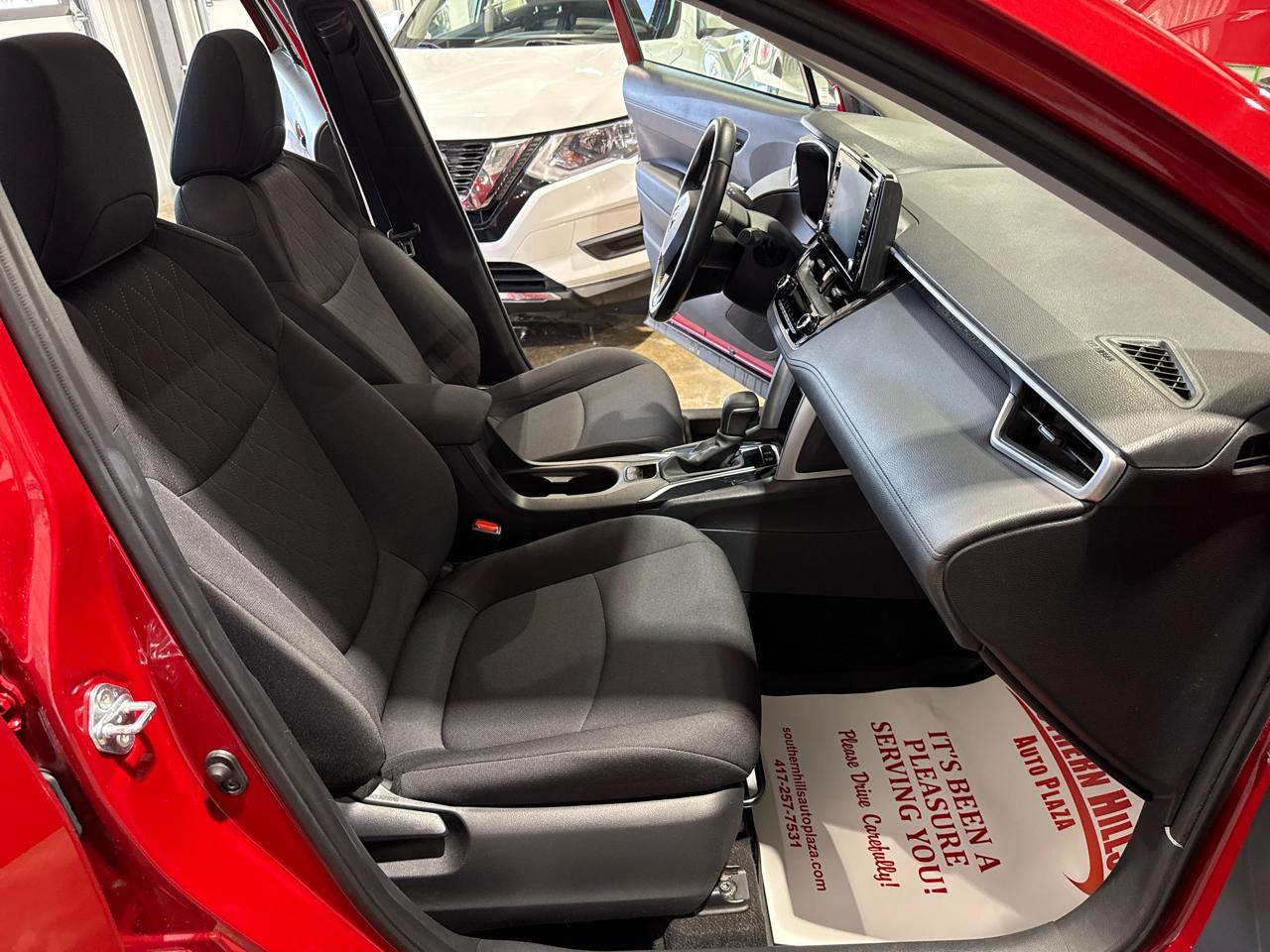 Toyota Corolla Cross LE 4D SUV FWD 2022