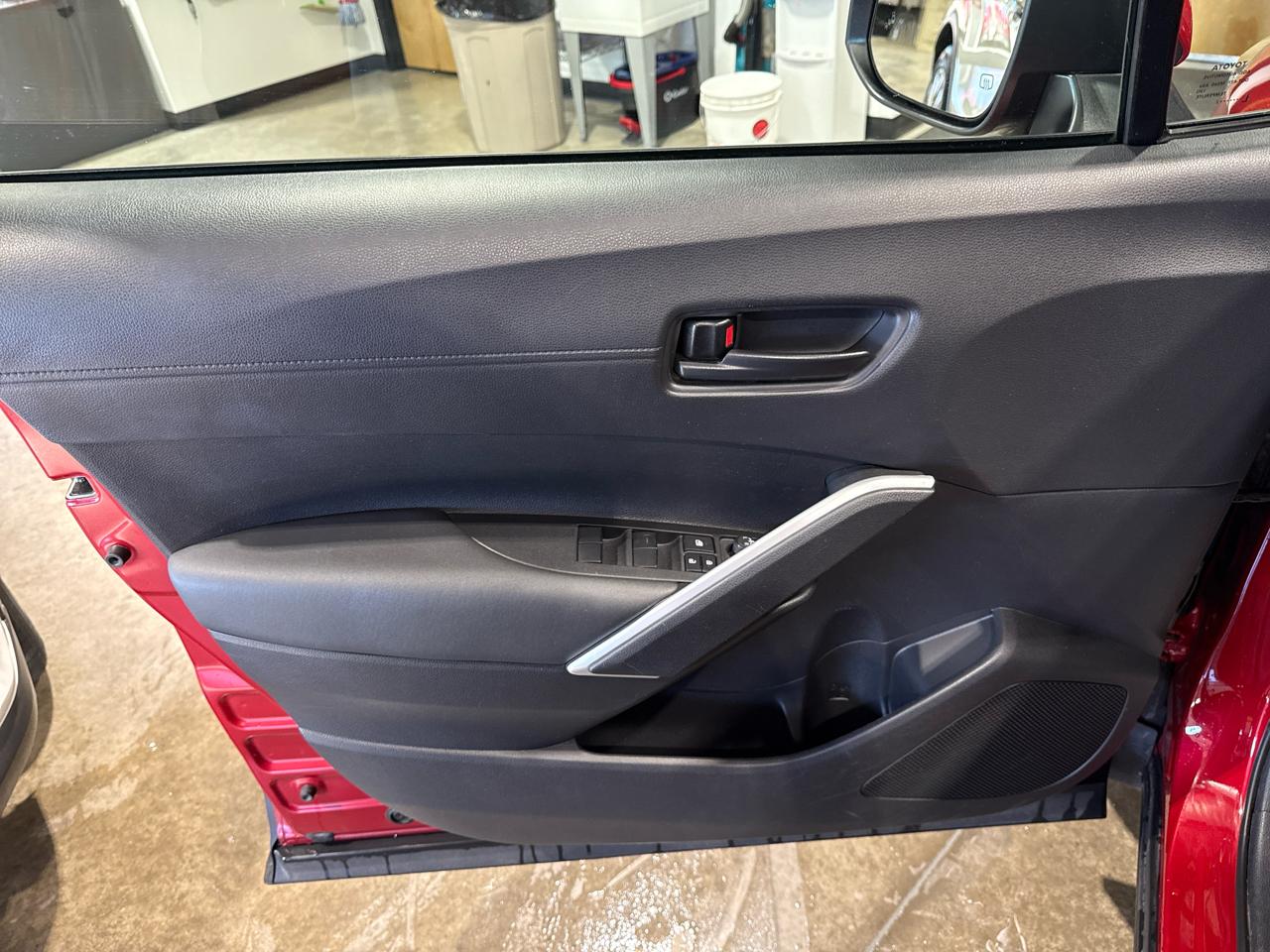 Toyota Corolla Cross LE 4D SUV FWD 2022