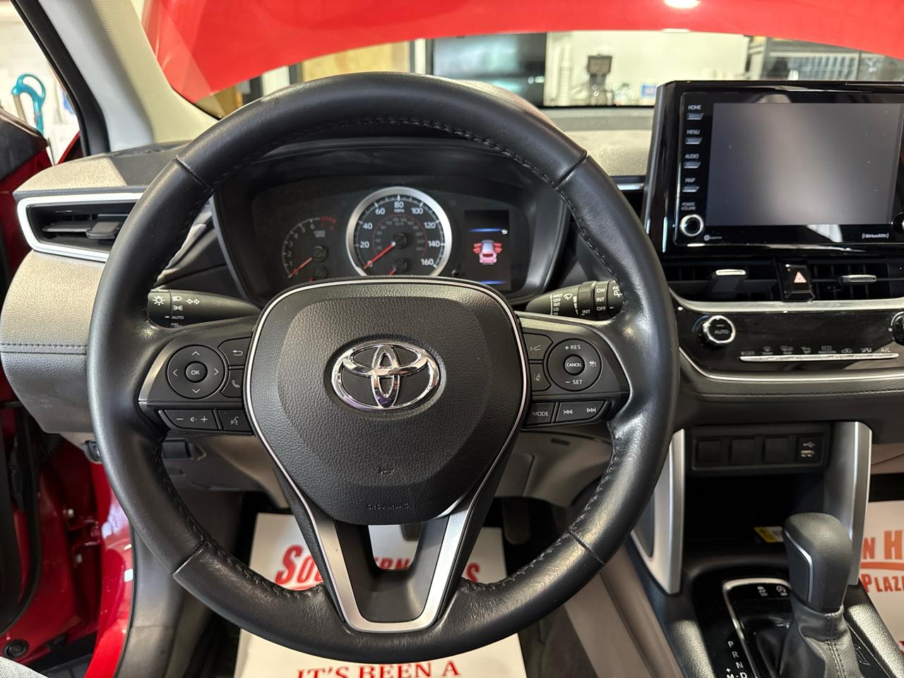 Toyota Corolla Cross LE 4D SUV FWD 2022