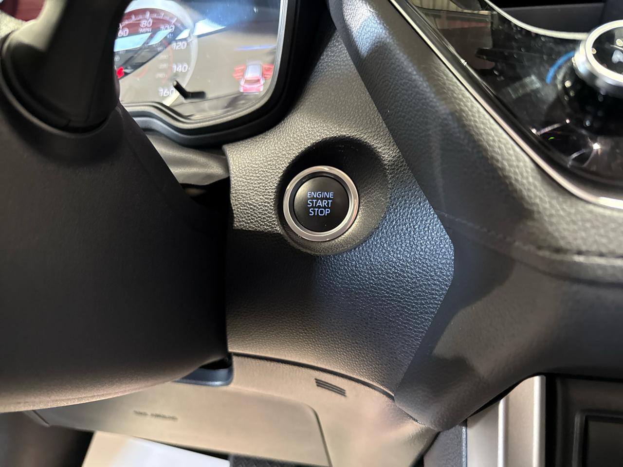 Toyota Corolla Cross LE 4D SUV FWD 2022