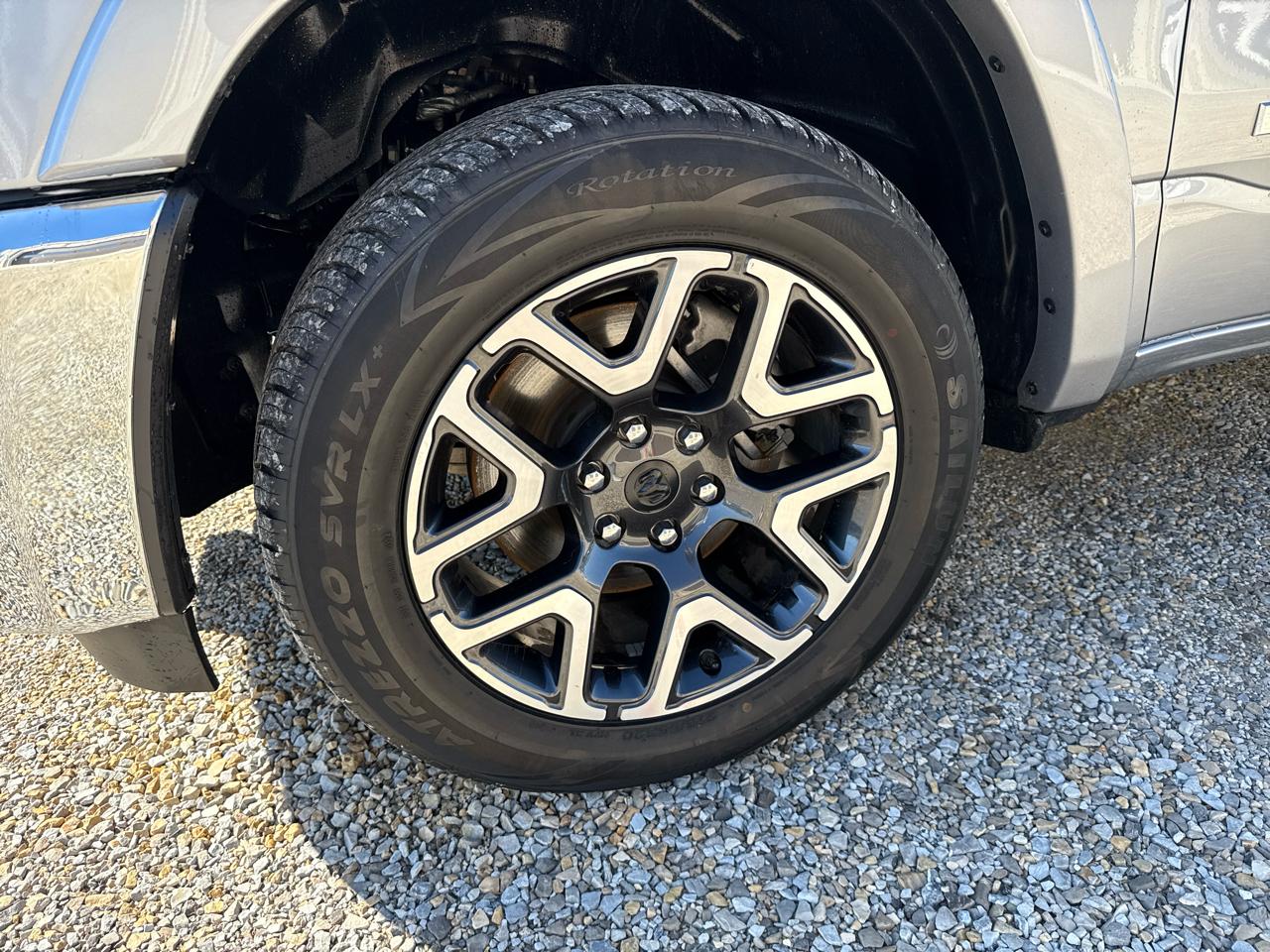 RAM 1500 Laramie Crew Cab 4WD SWB 2025