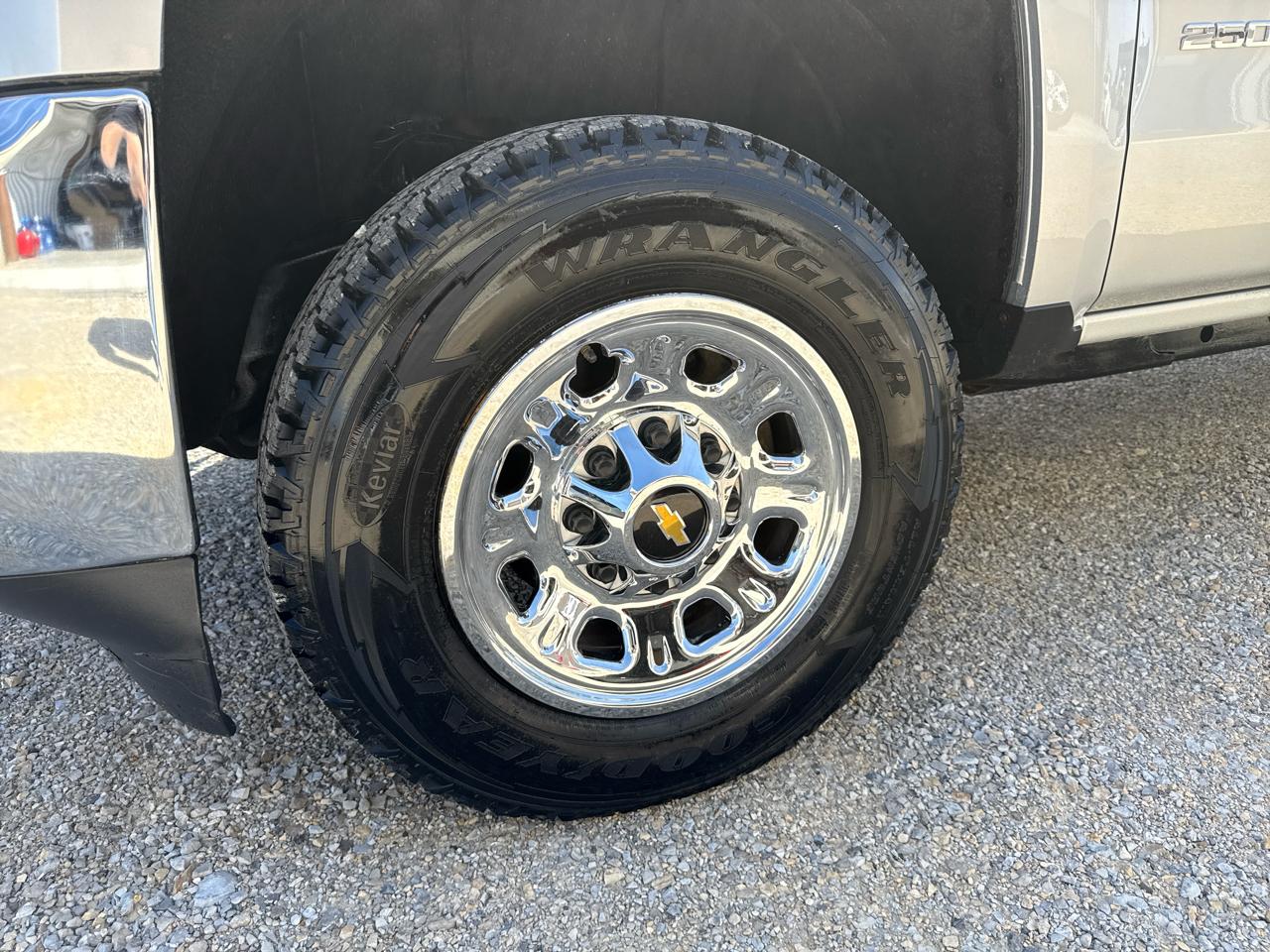 Chevrolet Silverado 2500 W/T Crew Cab 4WD 2016