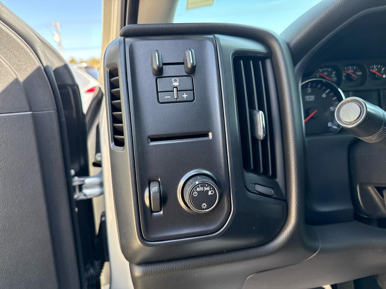 Chevrolet Silverado 2500 W/T Crew Cab 4WD 2016