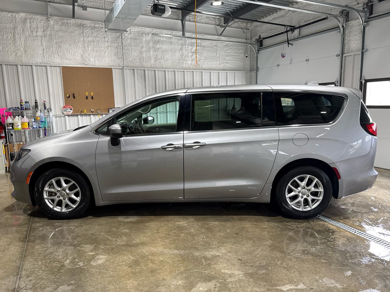 Chrysler Voyager LX Wagon 2020