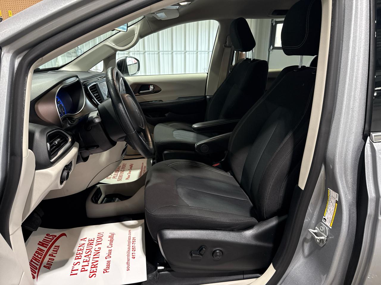 Chrysler Voyager LX Wagon 2020