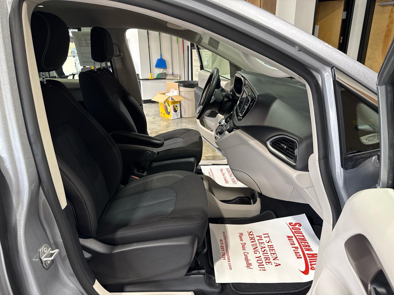 Chrysler Voyager LX Wagon 2020