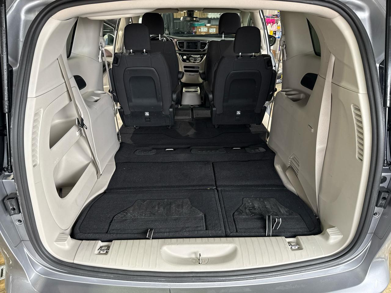 Chrysler Voyager LX Wagon 2020