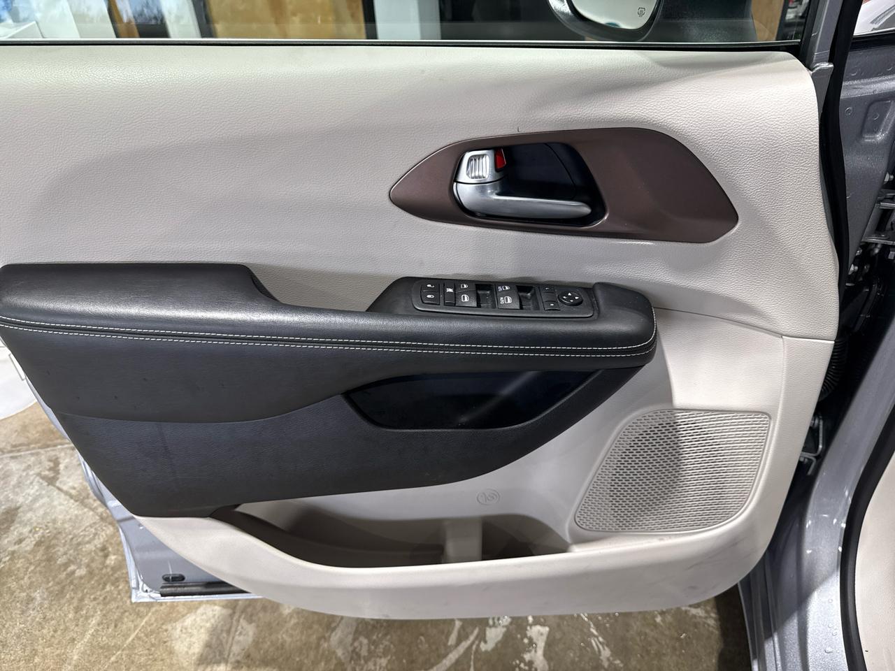 Chrysler Voyager LX Wagon 2020