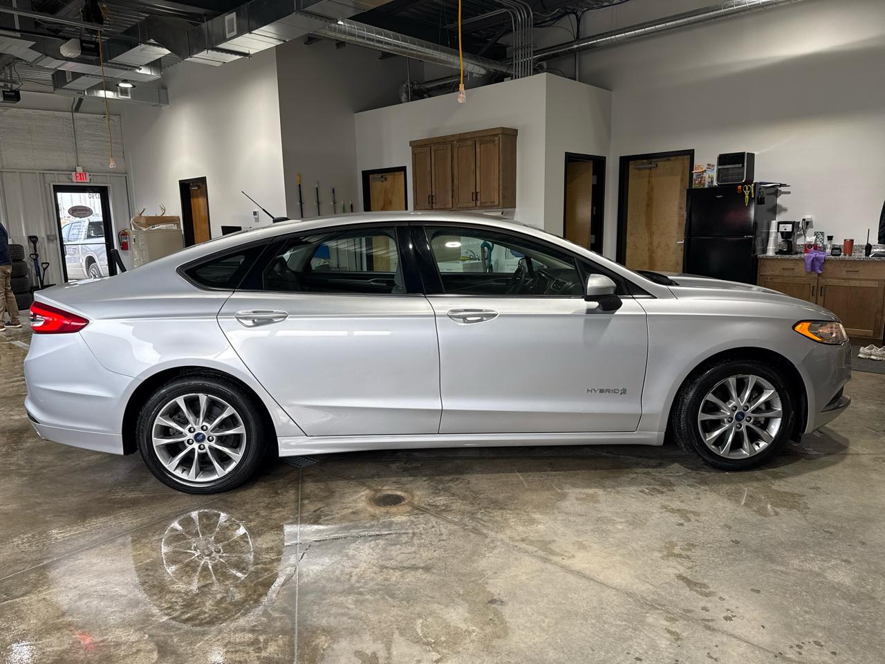 Ford Fusion S Hybrid 4D Sedan 2017