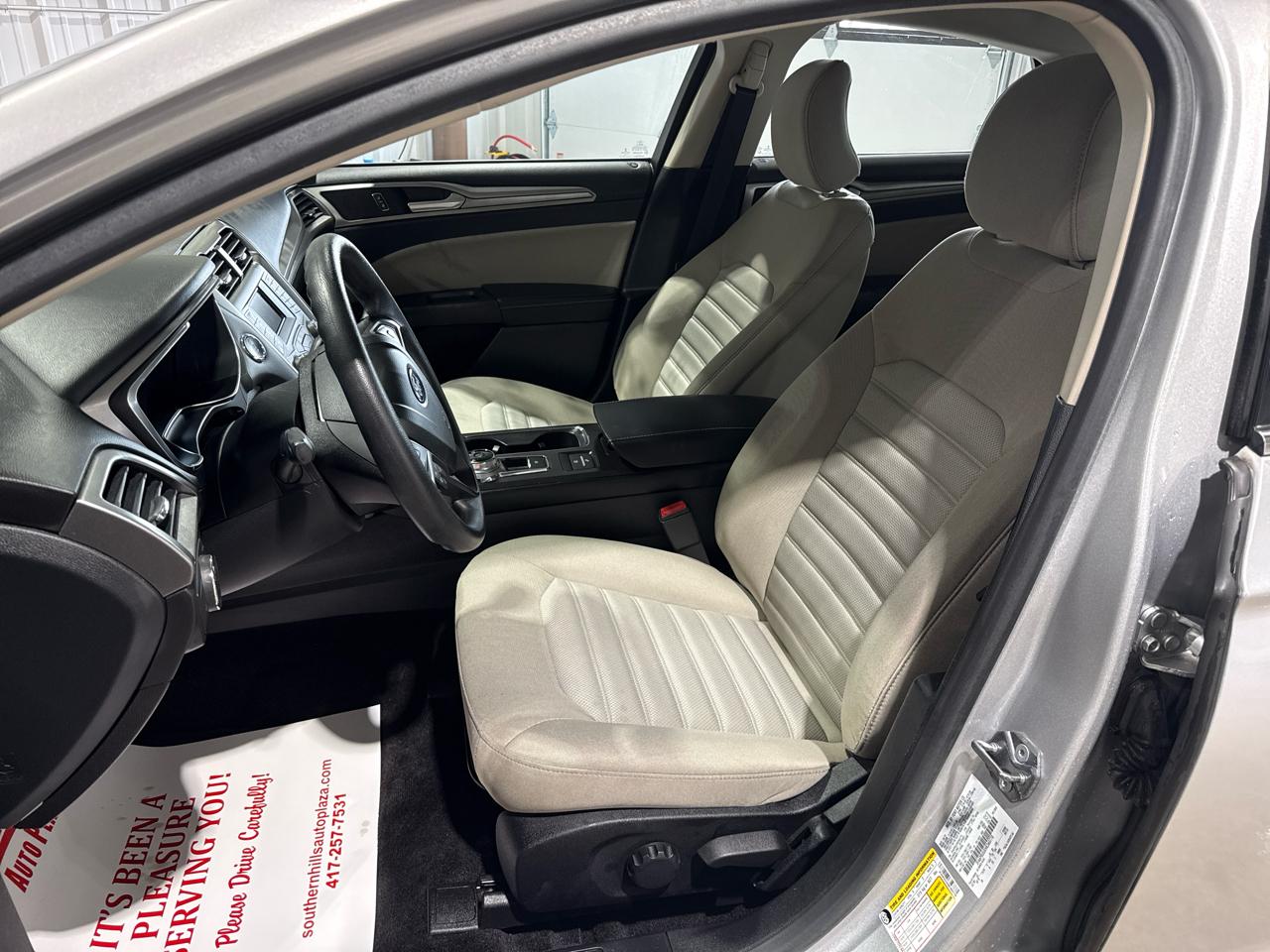 Ford Fusion S Hybrid 4D Sedan 2017