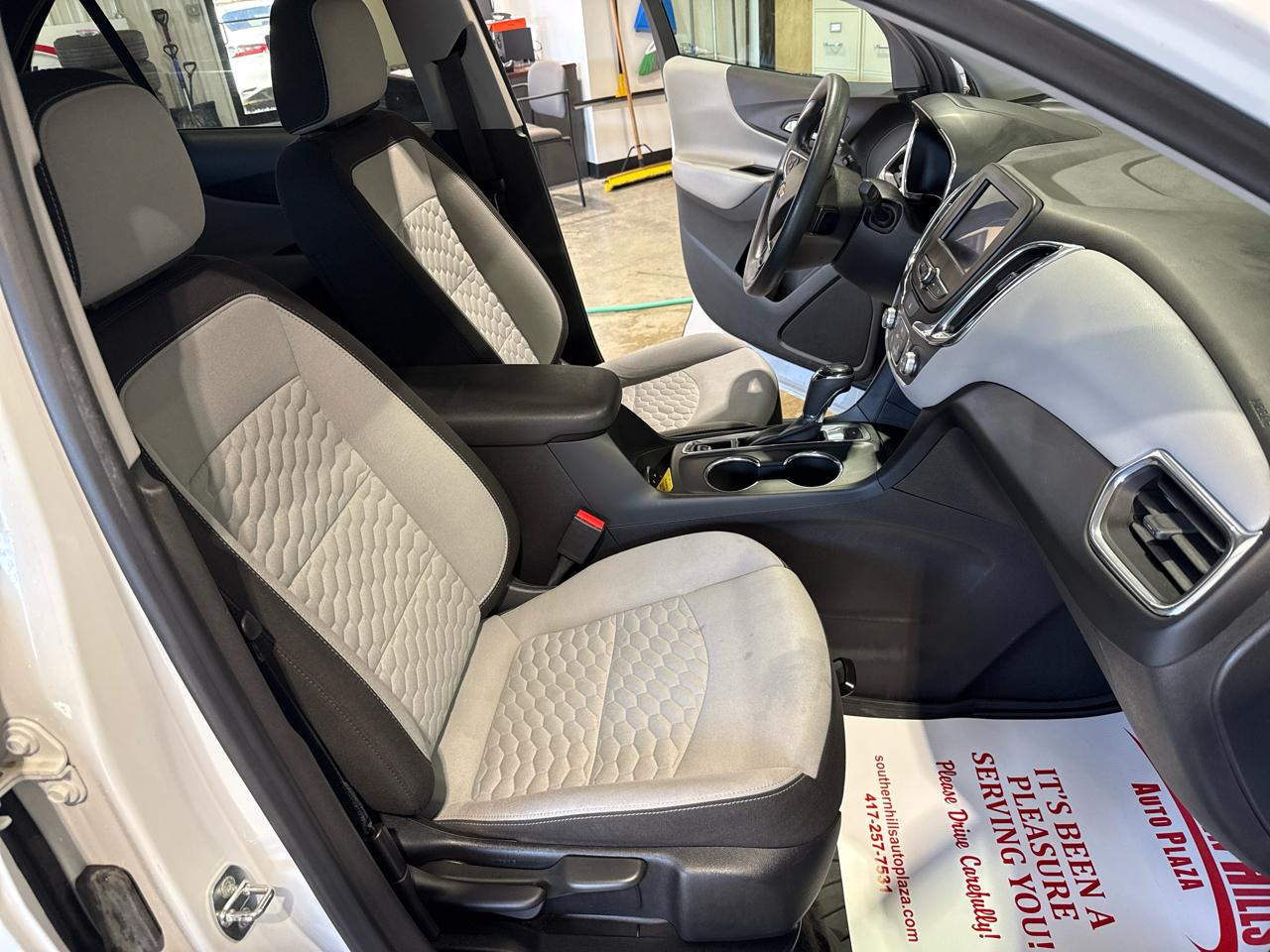 Chevrolet Equinox LS 4D SUV AWD 2020