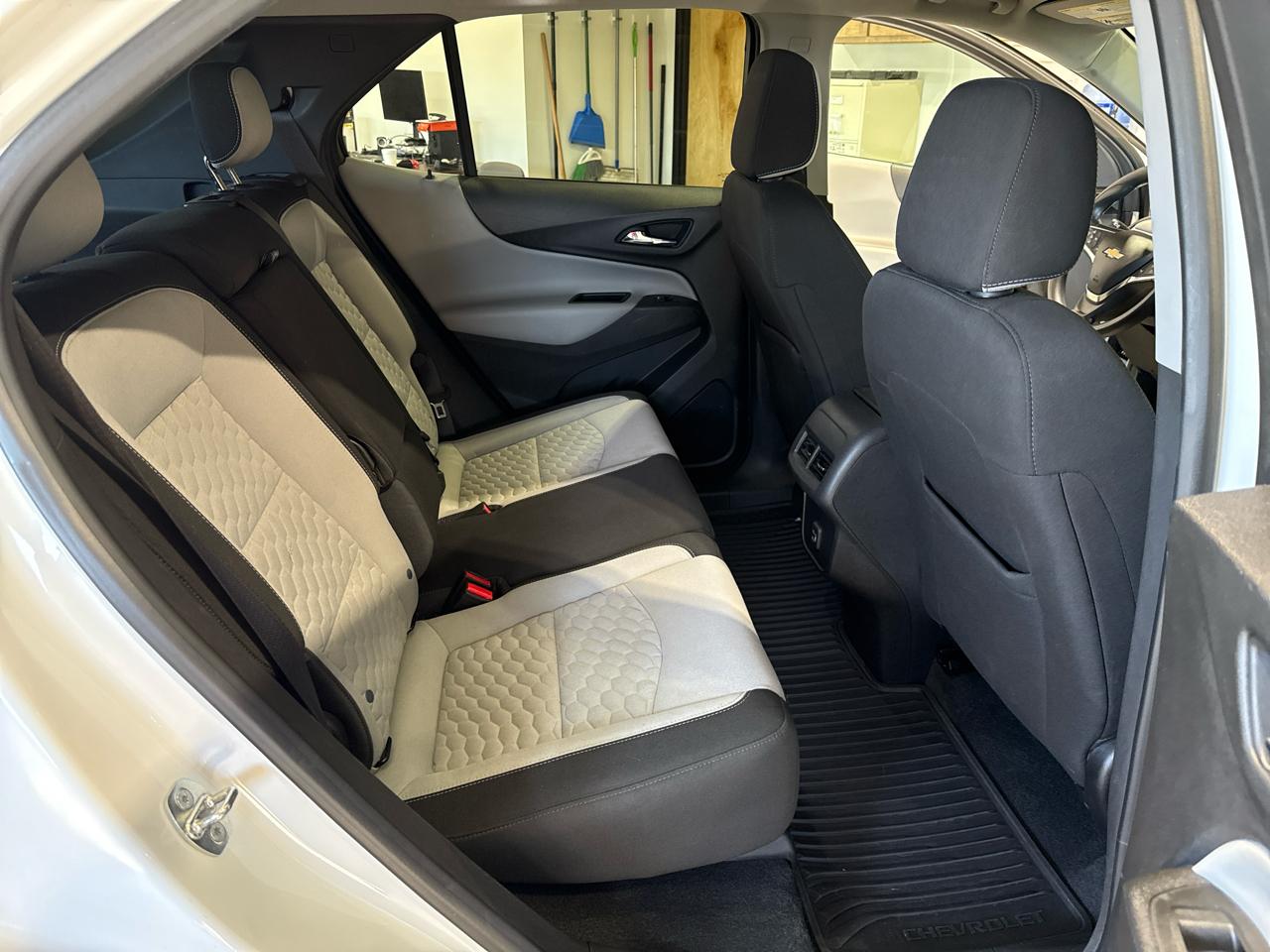 Chevrolet Equinox LS 4D SUV AWD 2020