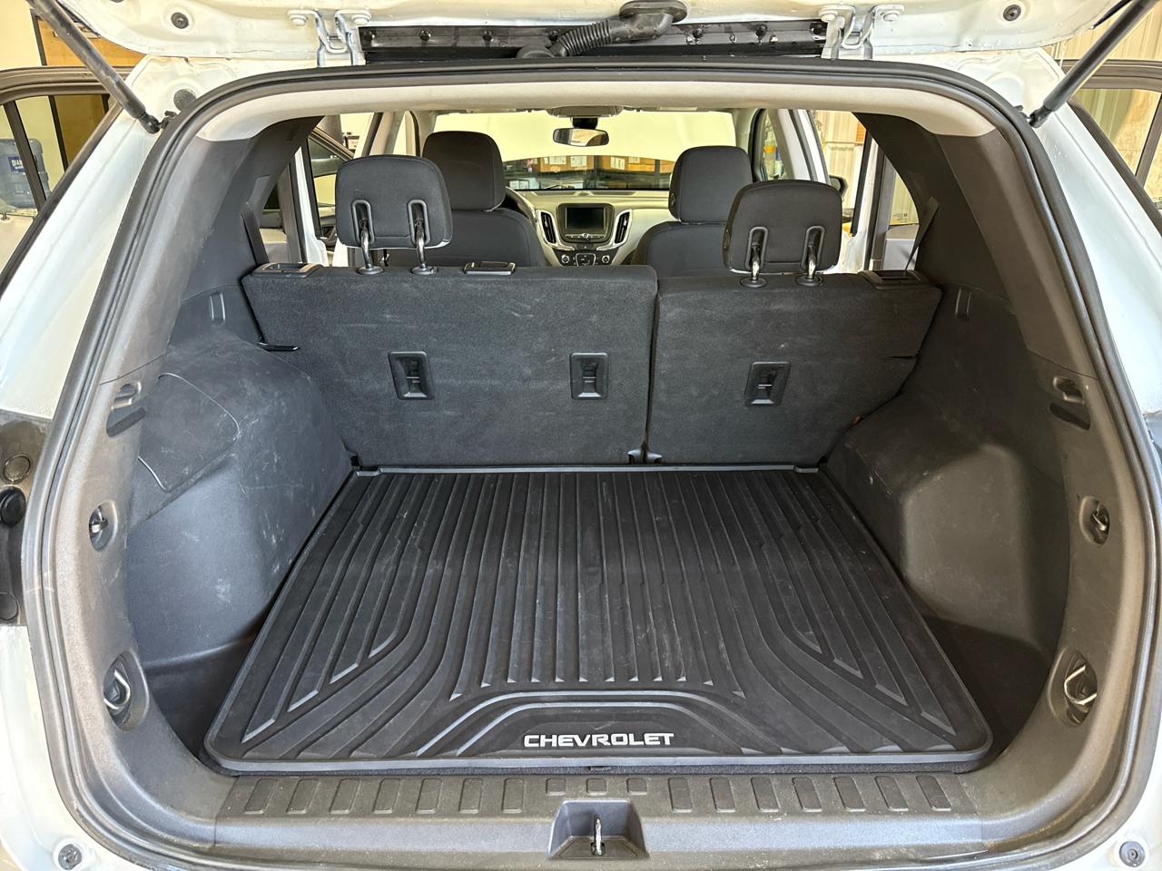 Chevrolet Equinox LS 4D SUV AWD 2020