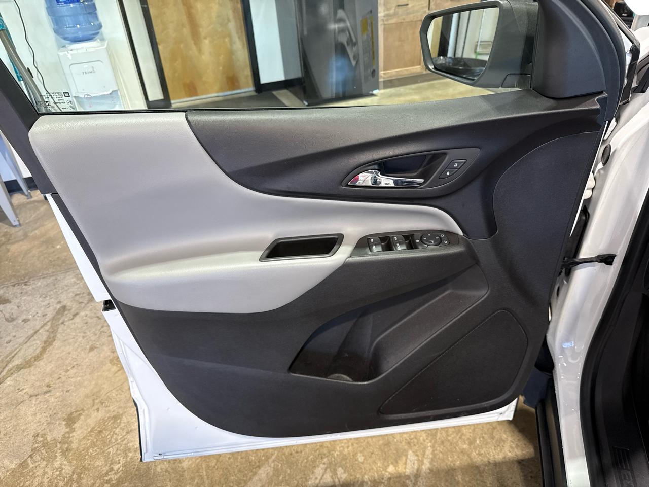 Chevrolet Equinox LS 4D SUV AWD 2020