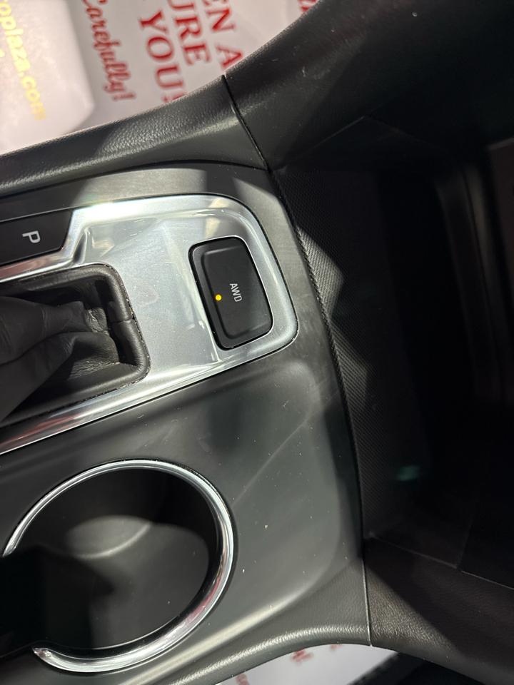 Chevrolet Equinox LS 4D SUV AWD 2020