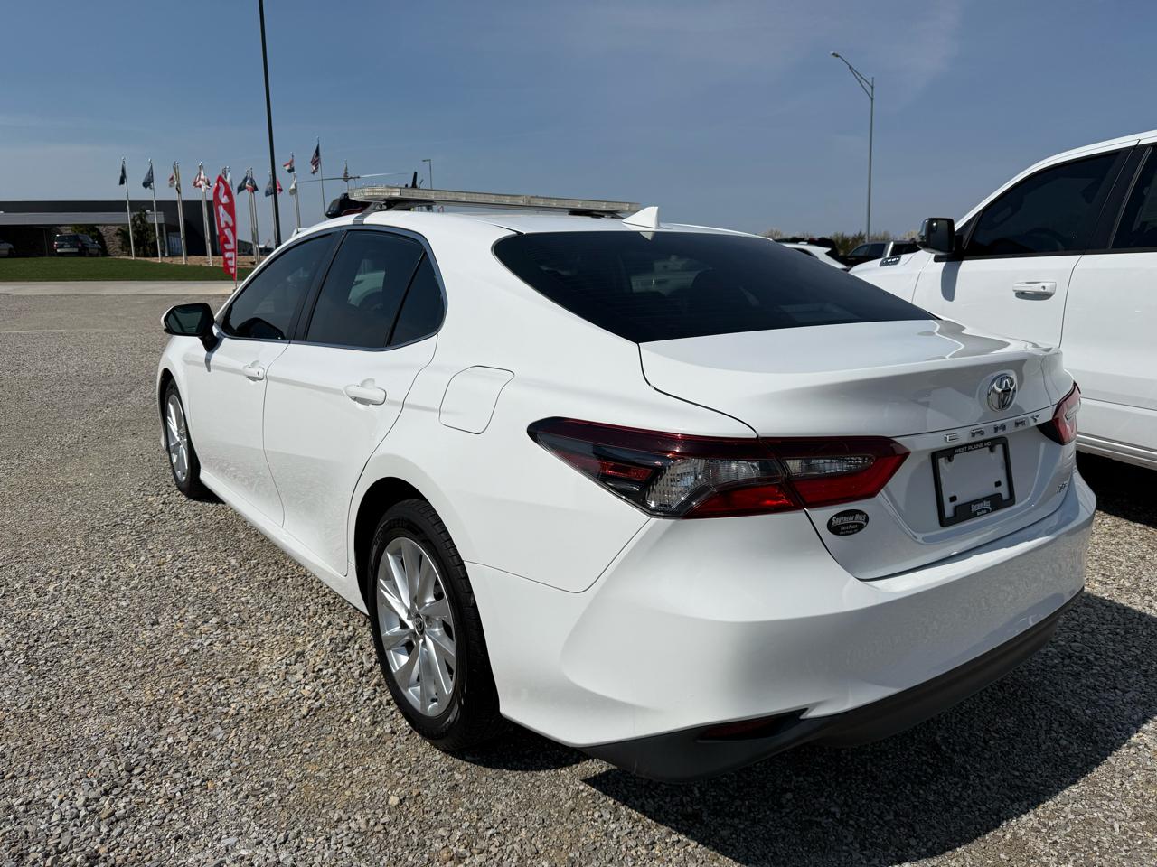 Toyota Camry LE 4D Sedan 2021