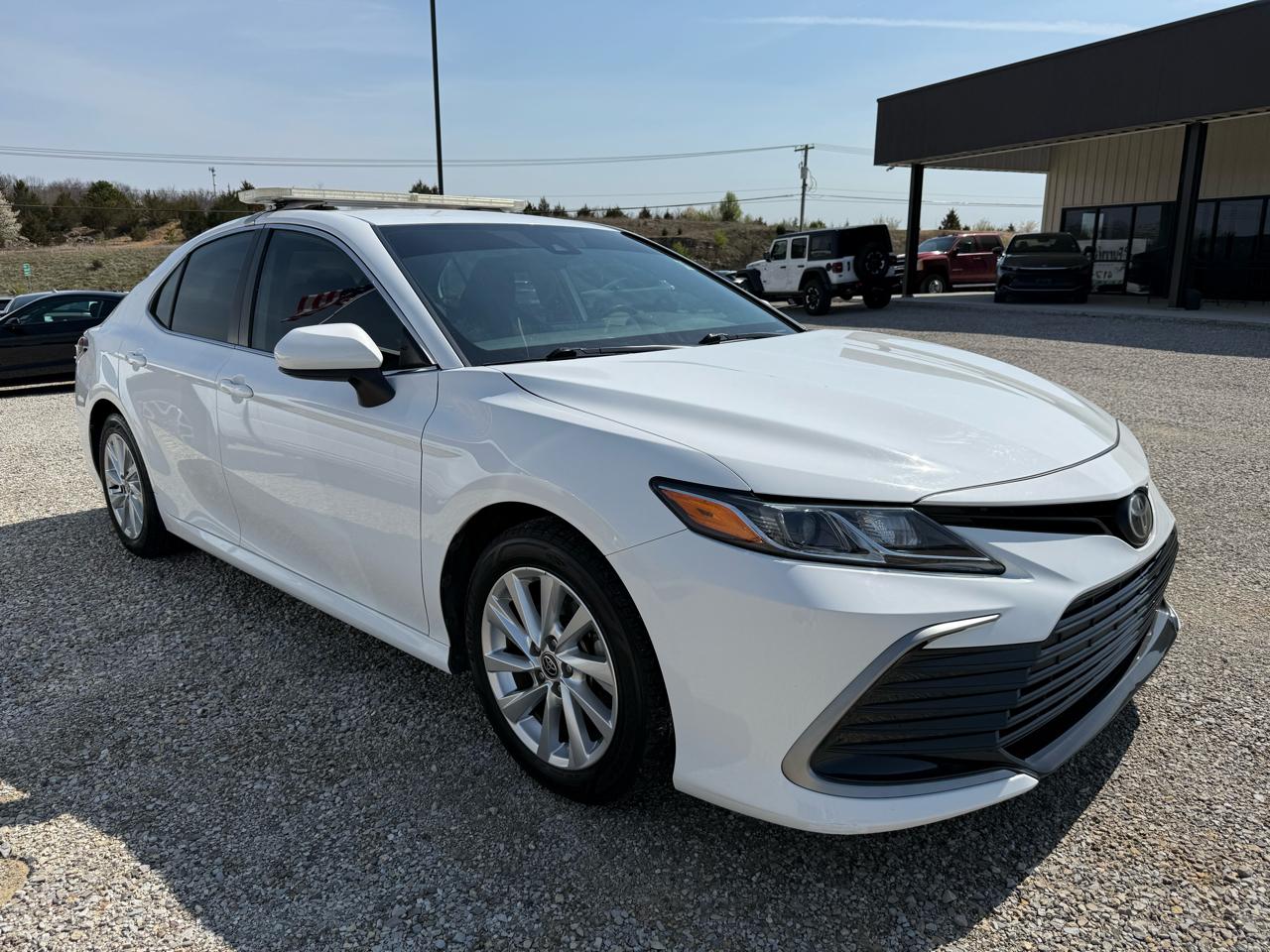 Toyota Camry LE 4D Sedan 2021