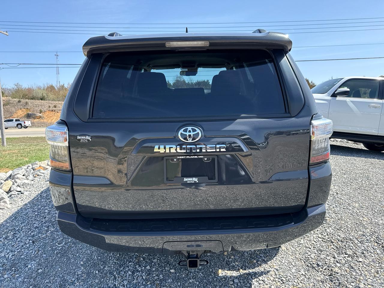 Toyota 4Runner SR5 V6 4D SUV 4WD 2024
