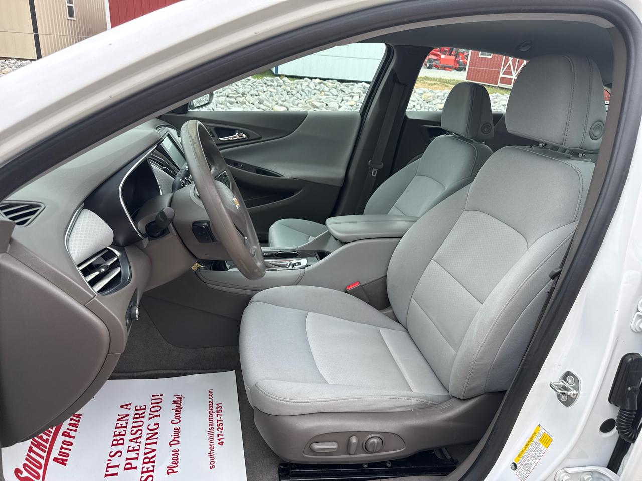 Chevrolet Malibu Hybrid 4D Sedan 2018