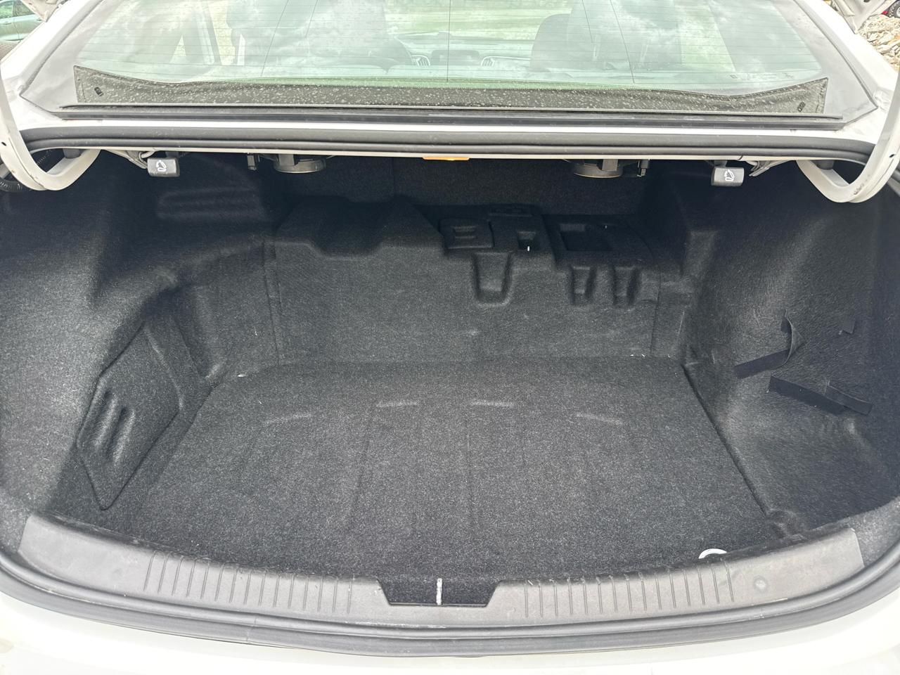 Chevrolet Malibu Hybrid 4D Sedan 2018