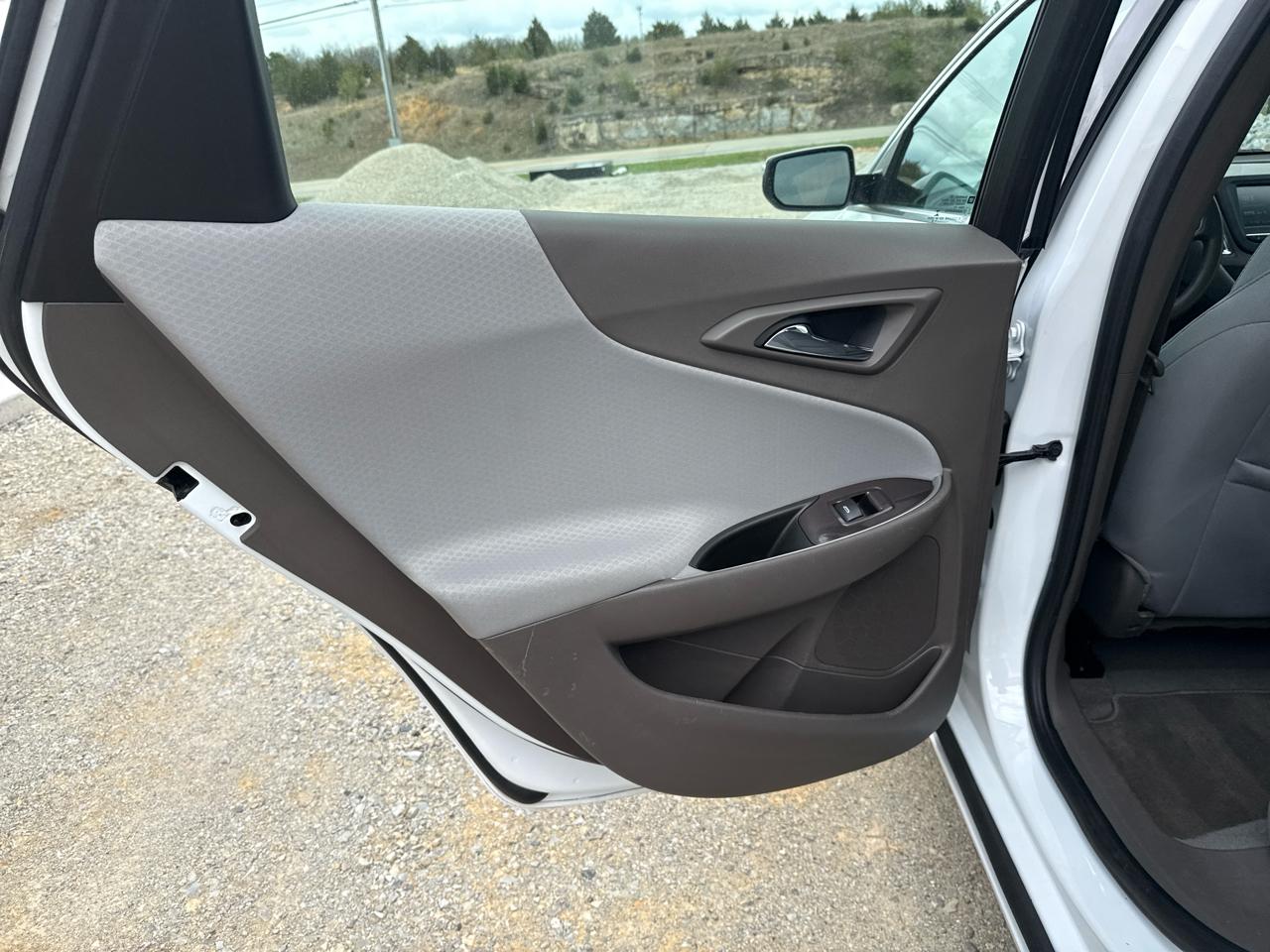 Chevrolet Malibu Hybrid 4D Sedan 2018